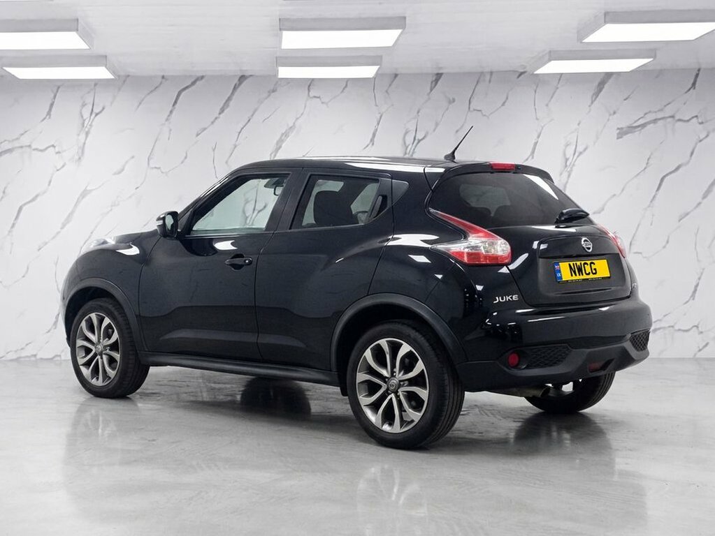 Nissan Juke 1.2L Tekna Black #4