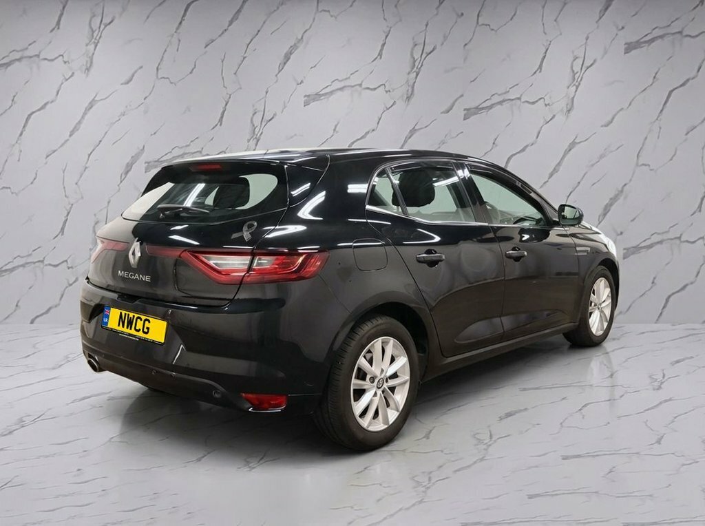 Renault Megane 1.2L Dynamique Nav Black #4