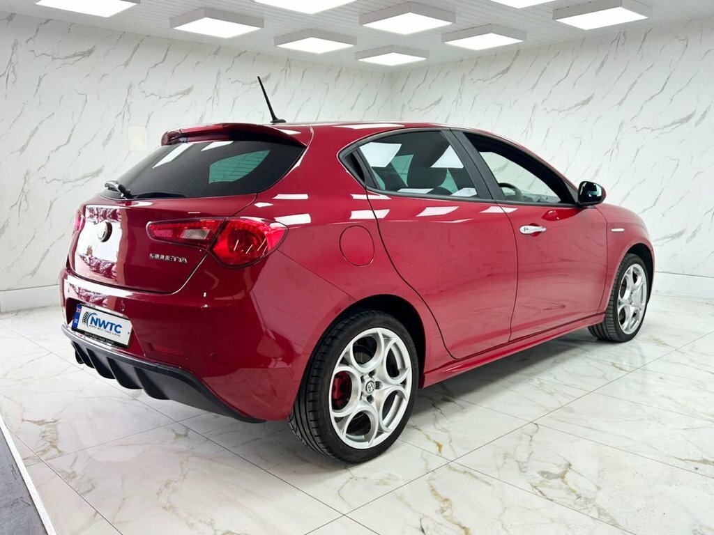 Alfa Romeo Giulietta 1.4 Tb White #10