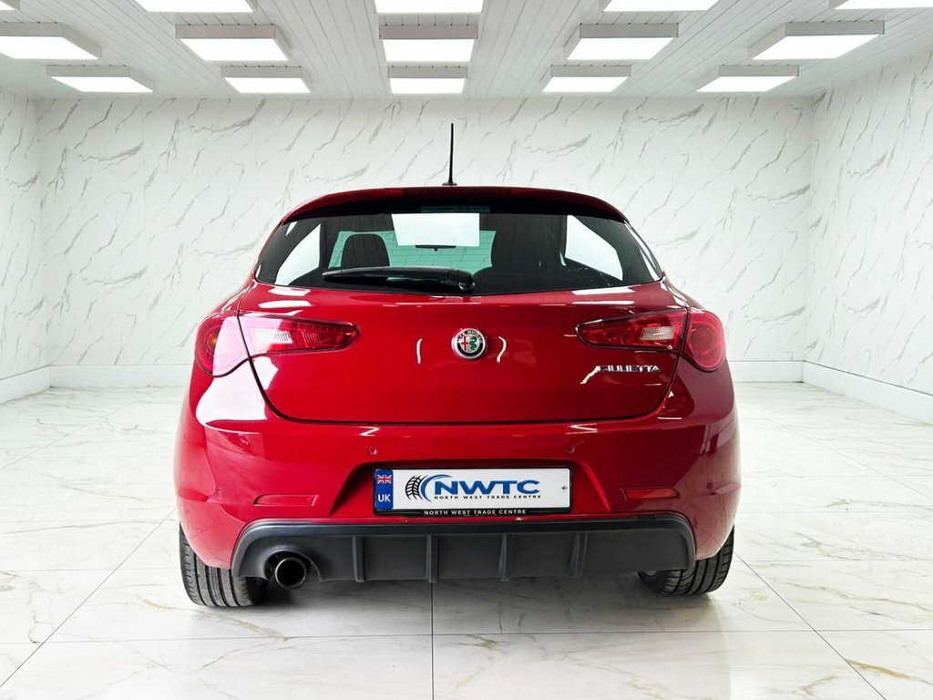 Alfa Romeo Giulietta 1.4 Tb White #8