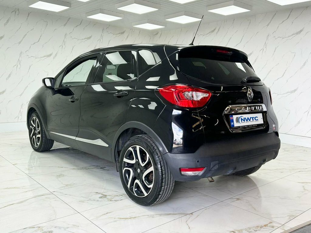 Renault Captur 0.9L Dynamique S Medianav Black #6