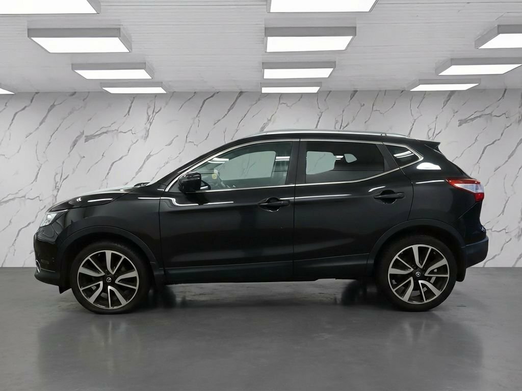 Nissan Qashqai 1.6L Tekna Black #6