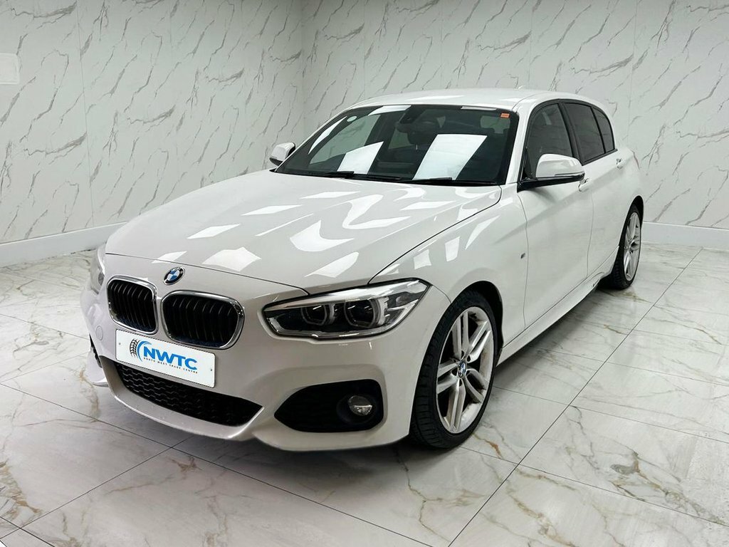 BMW 1 Series 2L M Sport Black #4