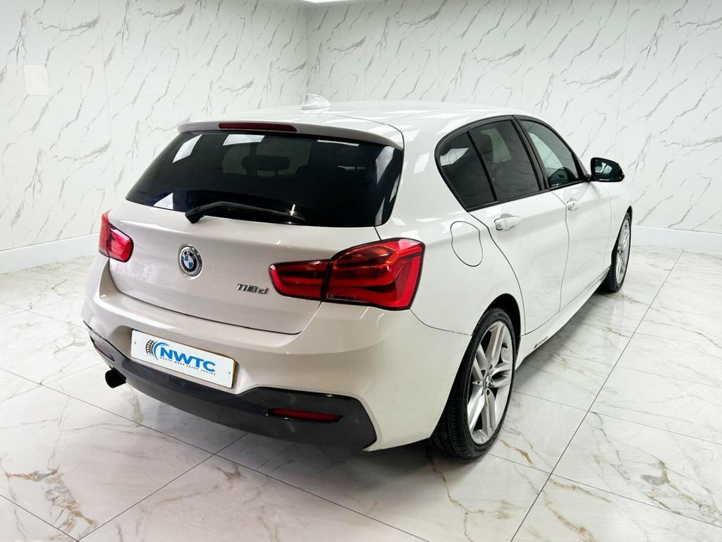 BMW 1 Series 2L M Sport Black #9