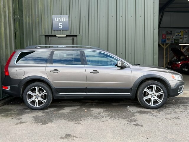 Volvo XC70 2.4 D5 Se Lux Estate Geartronic Awd Eur Grey #3