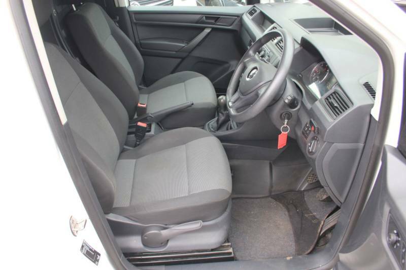 Volkswagen Caddy 2.0 Tdi Bluemotion Tech 102Ps Trendline Van White #5