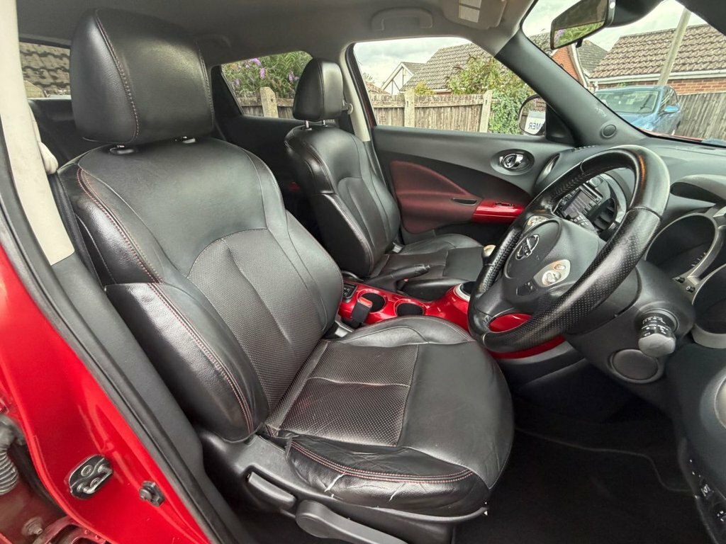 Nissan Juke 1.6L Tekna Red #3