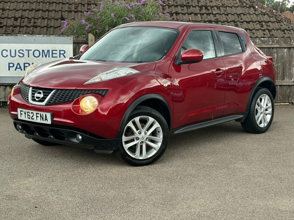 Nissan Juke 1.6L Tekna Red #2