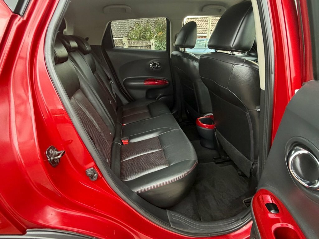 Nissan Juke 1.6L Tekna Red #4