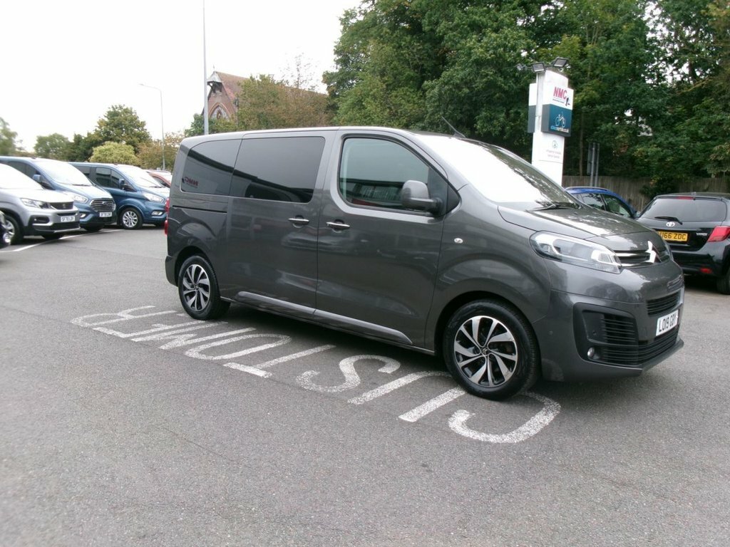 Citroen SpaceTourer 2L Flair M Grey