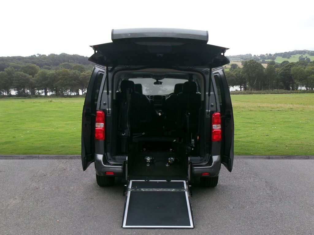 Citroen SpaceTourer 2L Flair M Grey #3