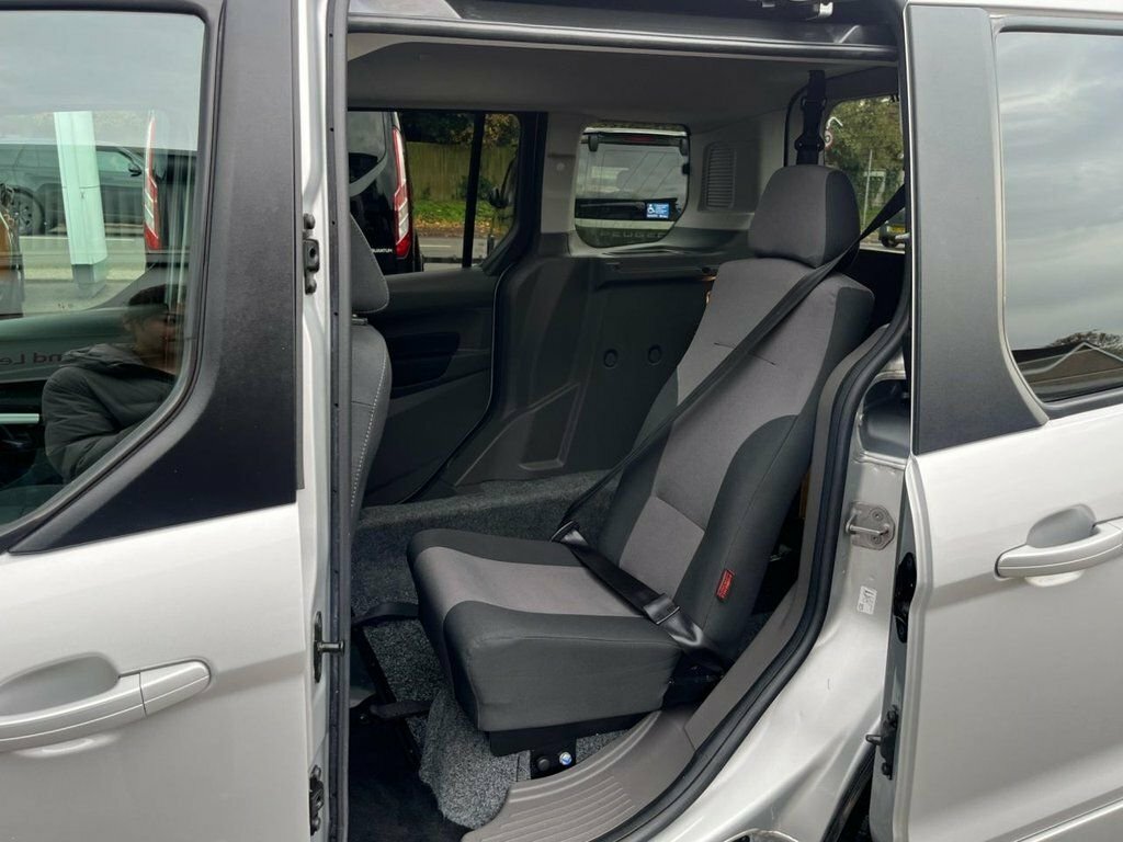 Ford Tourneo Connect 1.5 Ecoblue 120 Titanium Blue #12