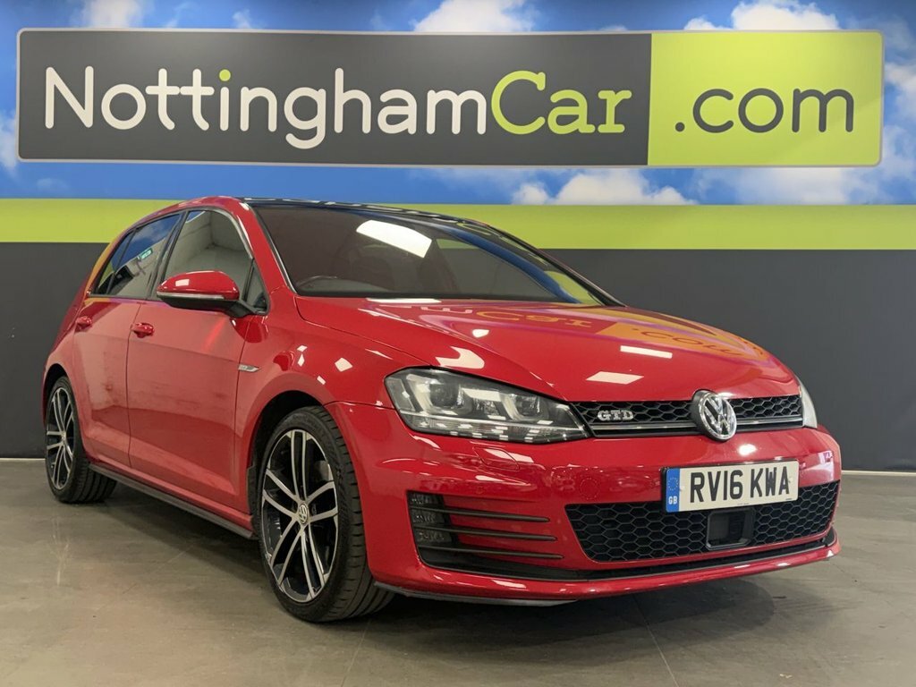 Volkswagen Golf 2L Gtd Red