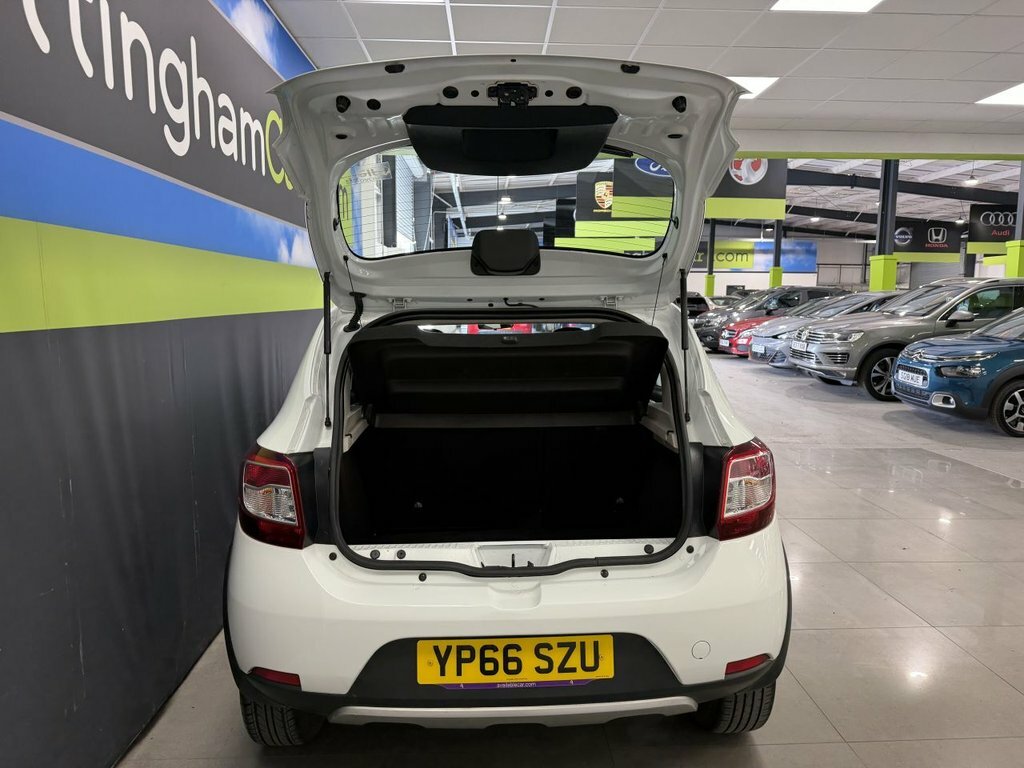 Dacia Sandero Stepway 0.9L Ambiance White #6