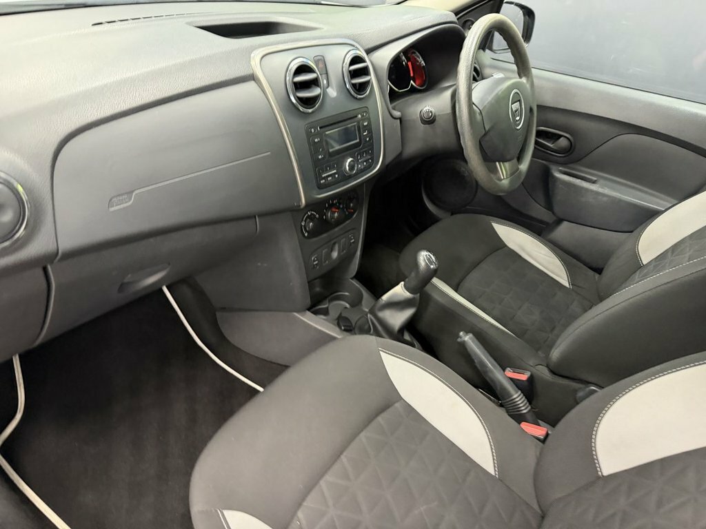 Dacia Sandero Stepway 1.5 Dci Ambiance Blue #24