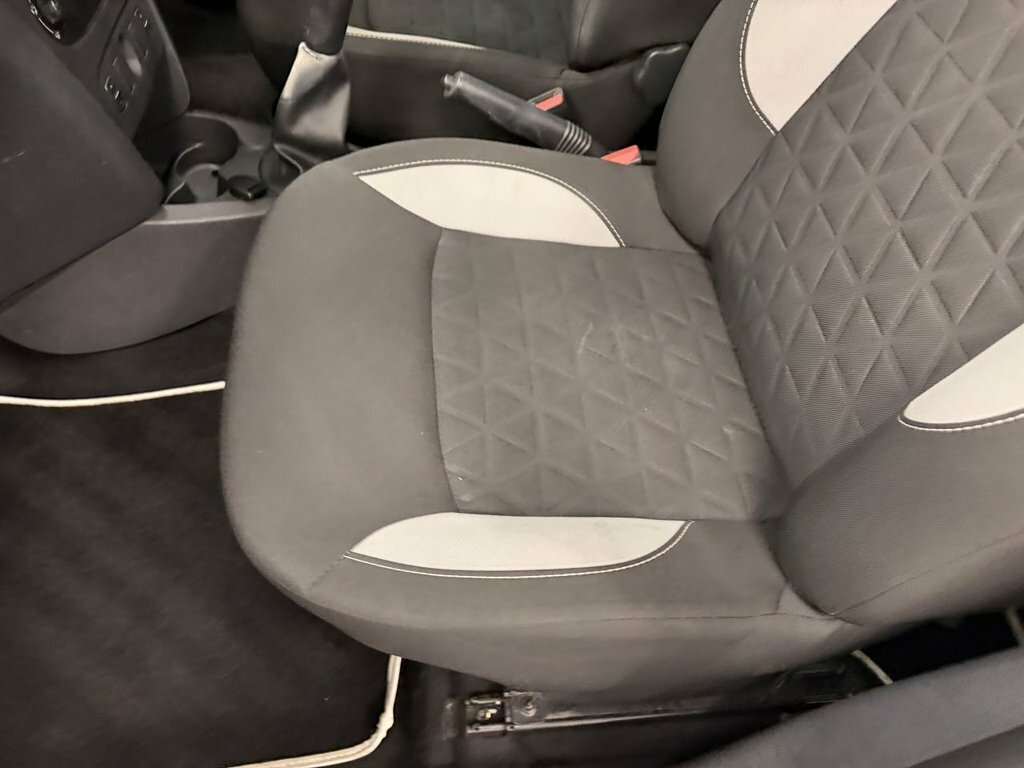 Dacia Sandero Stepway 1.5 Dci Ambiance Blue #26