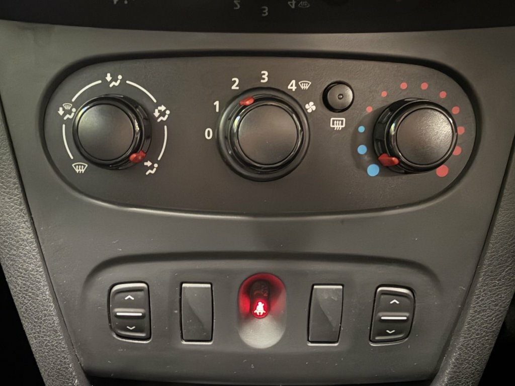 Dacia Sandero Stepway 1.5 Dci Ambiance Blue #19