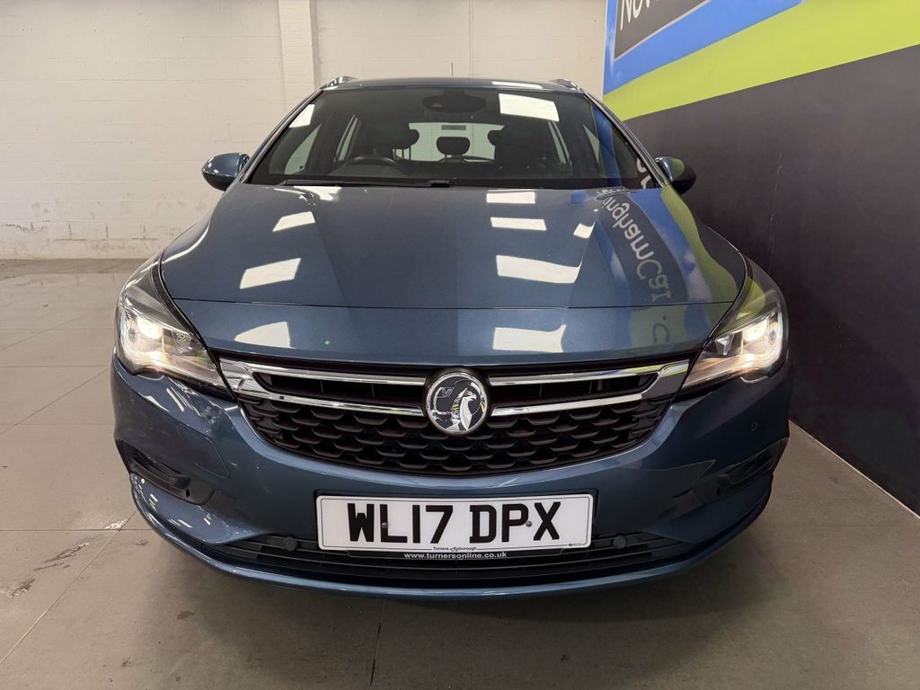 Vauxhall Astra 1.4T 16V 150 Sri Nav Silver #10