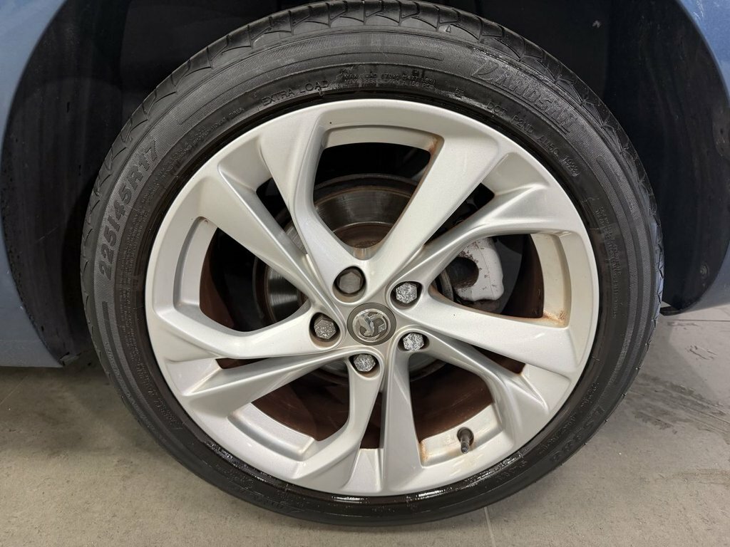 Vauxhall Astra 1.4T 16V 150 Sri Nav Silver #39