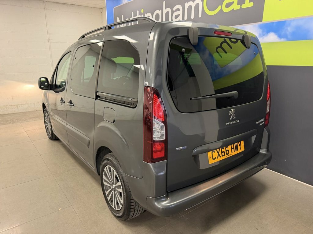 Peugeot Partner Tepee 1.6L Allure Blue #9