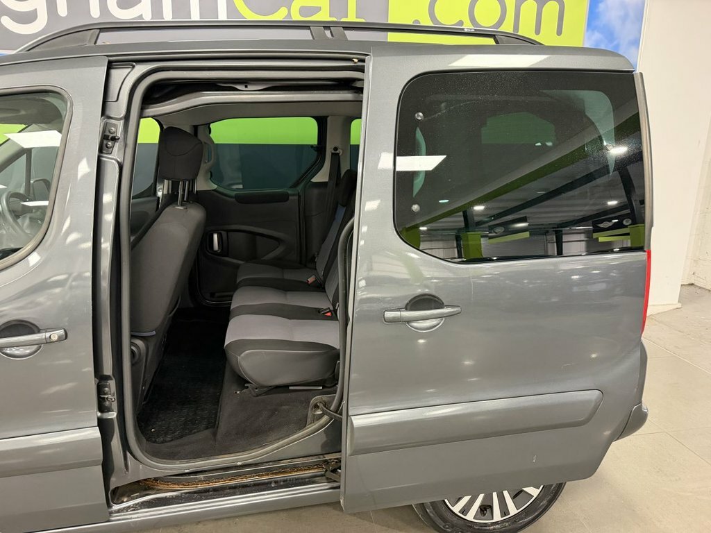 Peugeot Partner Tepee 1.6L Allure Blue #35