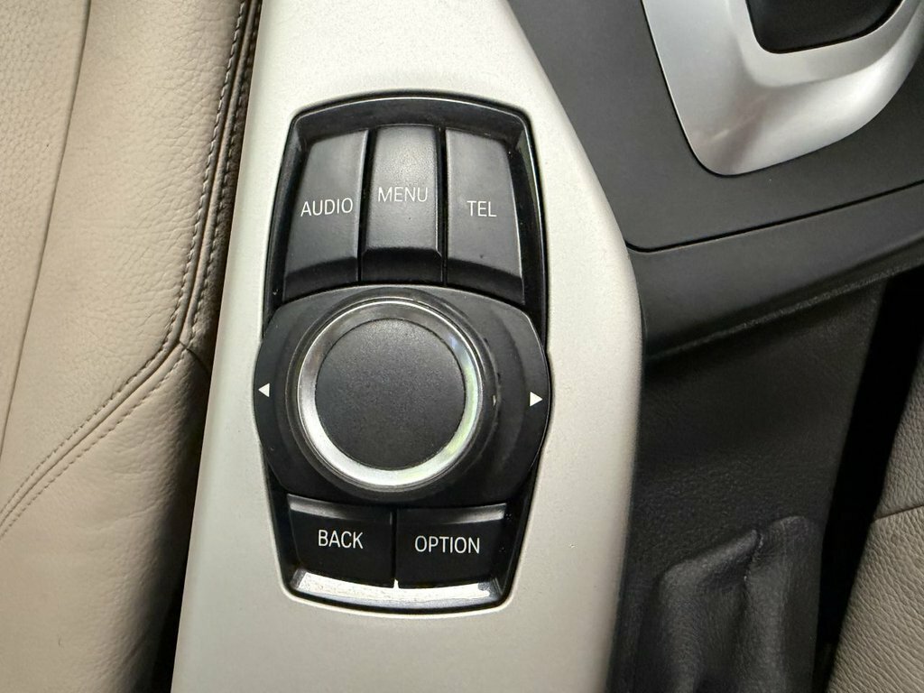 BMW 1 Series 2.0 Sport White #24