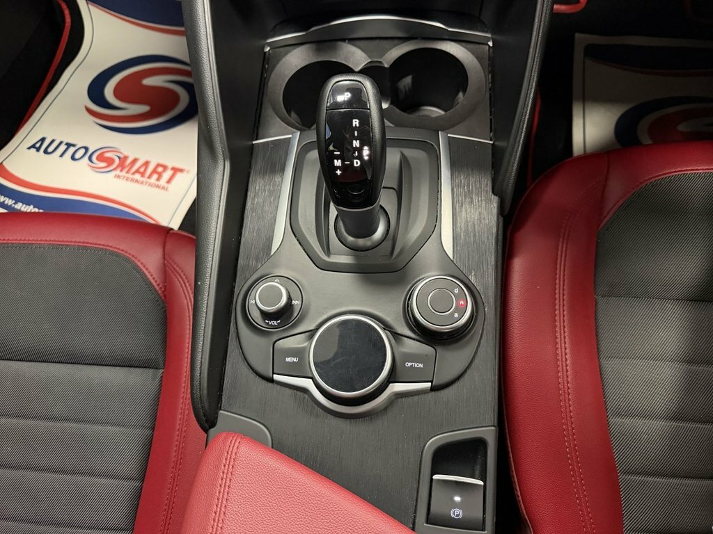 Alfa Romeo Giulia 2.2 Jtdm-2 180 Speciale Red #23