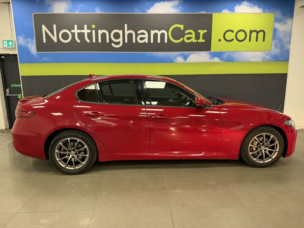 Alfa Romeo Giulia 2.2L Super Red #3