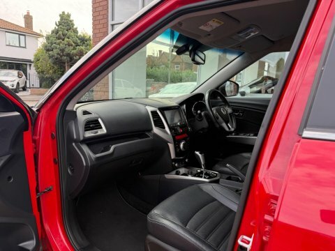 SsangYong Tivoli Tivoli Td Se Red #18