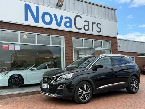 Peugeot 3008 1.2 Puretech Allure Black