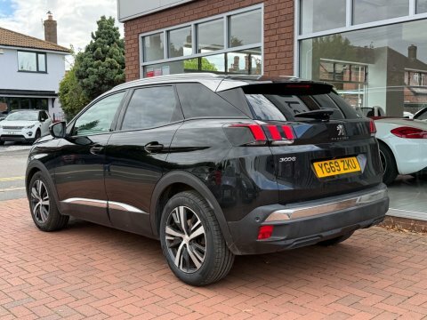 Peugeot 3008 1.2 Puretech Allure Black #3