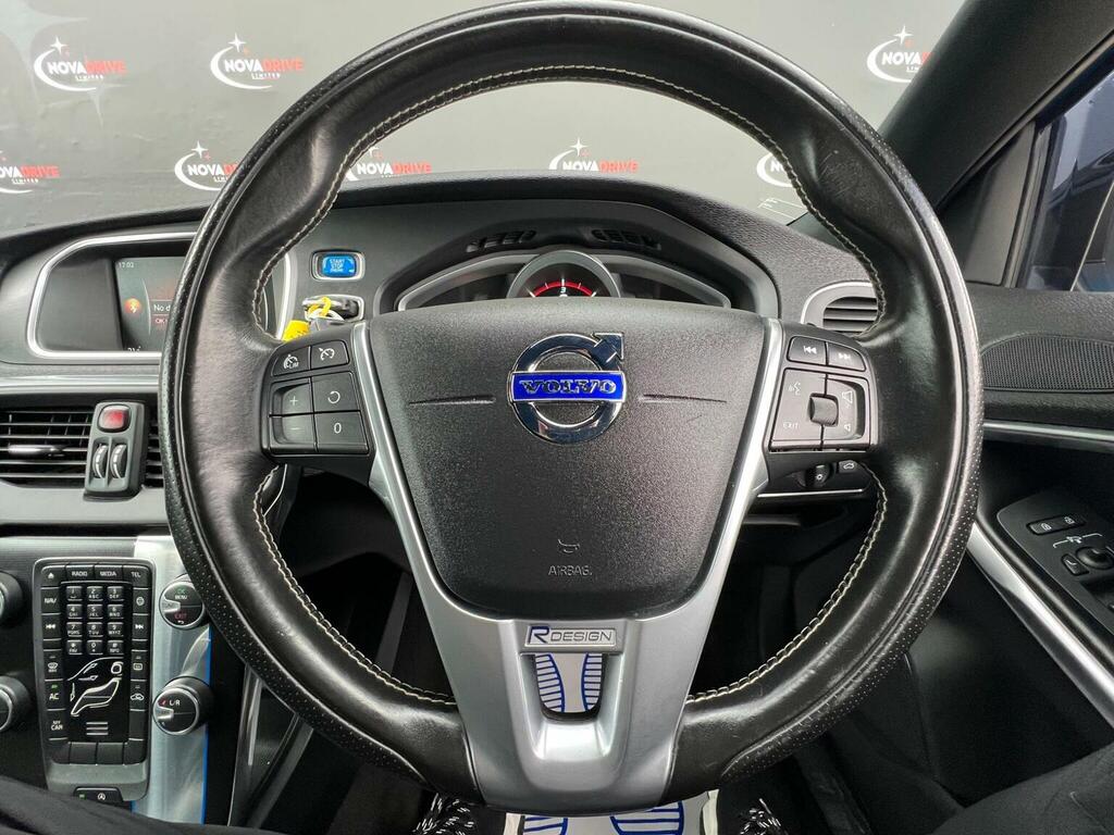 Volvo V40 D4 Se Lux Silver #35