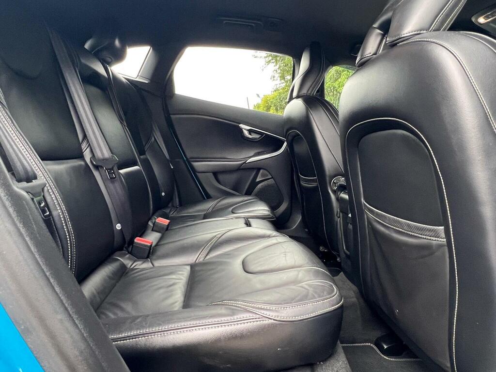 Volvo V40 D4 Se Lux Silver #56