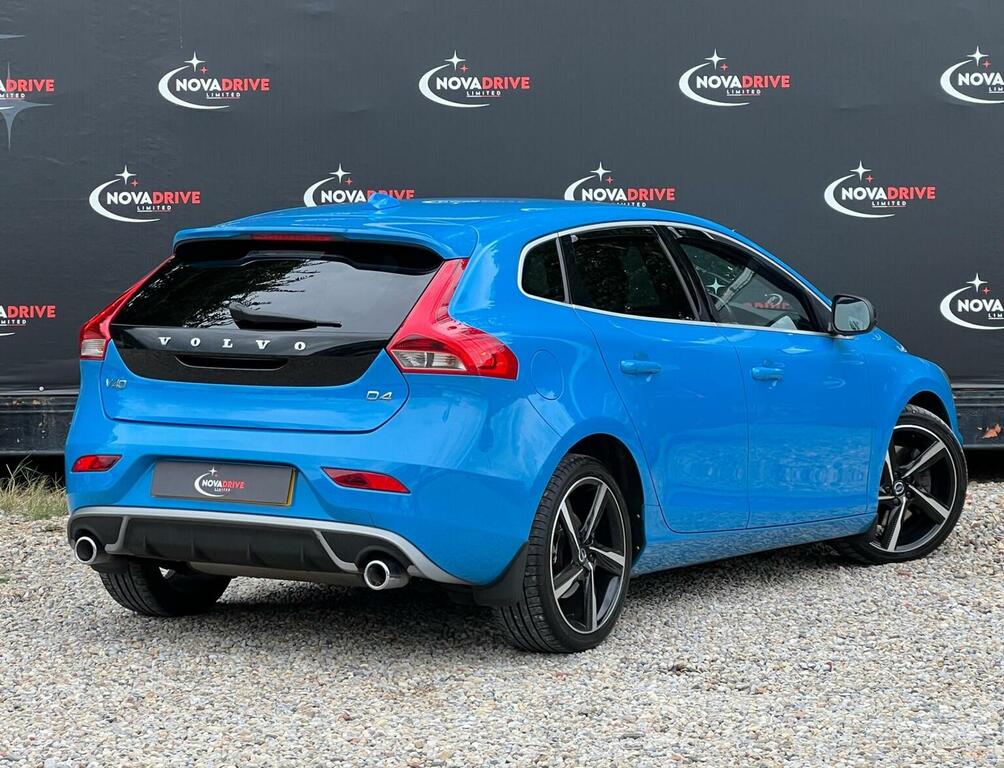 Volvo V40 D4 Se Lux Silver #9
