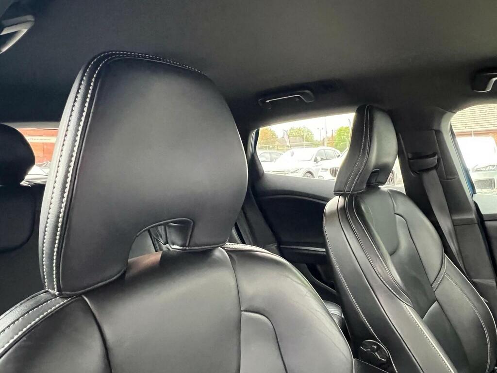 Volvo V40 D4 Se Lux Silver #48