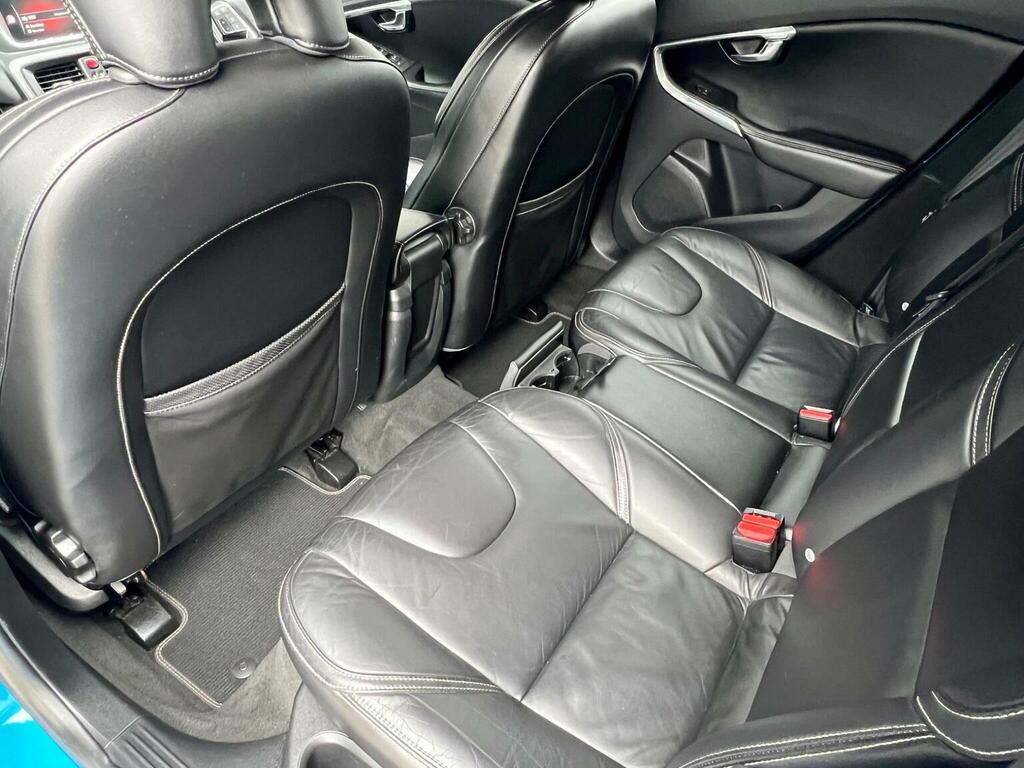 Volvo V40 D4 Se Lux Silver #52