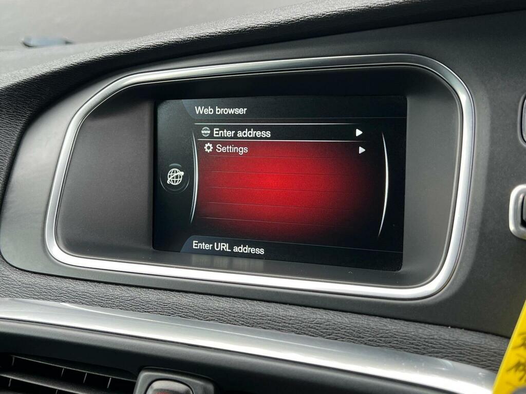 Volvo V40 D4 Se Lux Silver #44
