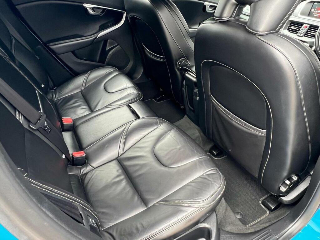 Volvo V40 D4 Se Lux Silver #57