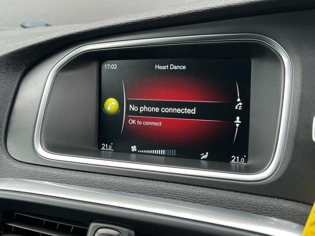 Volvo V40 D4 Se Lux Silver #43