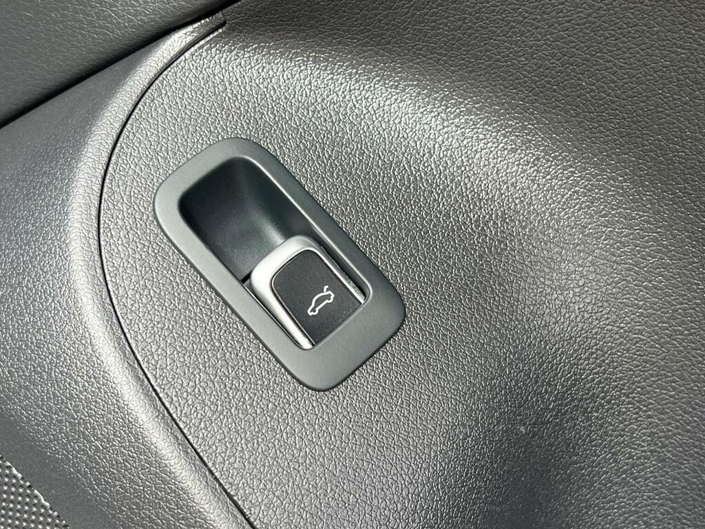 Audi Q5 2.0L Tfsi Quattro Se 177 Bhp Grey #28