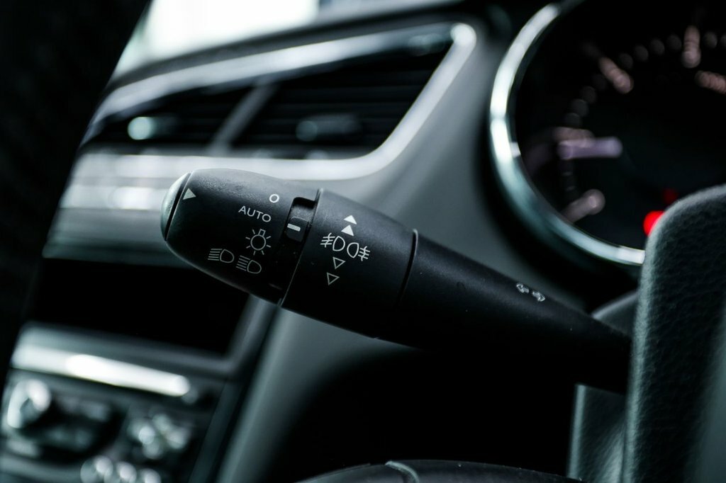 Peugeot 5008 1.6 E-hdi Active Egc  #40