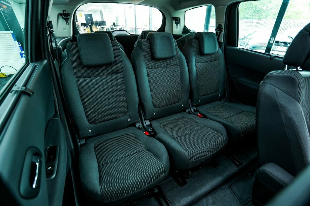 Peugeot 5008 1.6 E-hdi Active Egc  #27