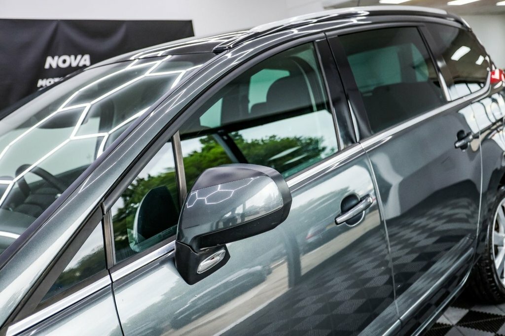 Peugeot 5008 1.6 E-hdi Active Egc  #21