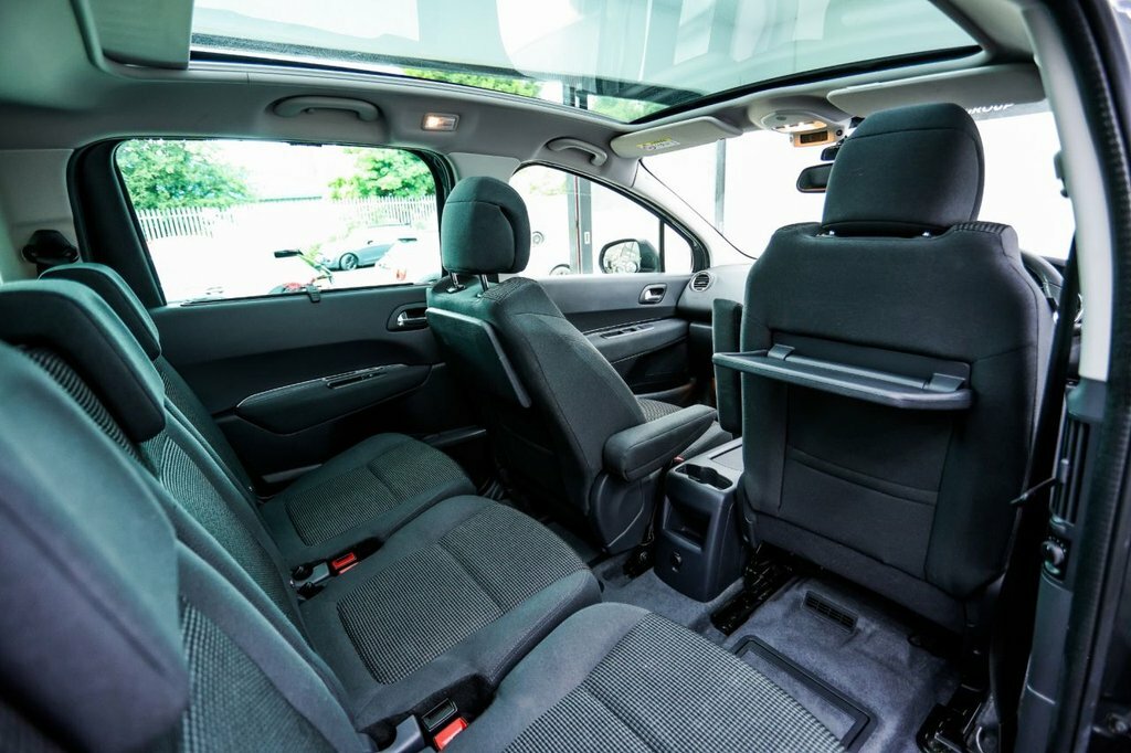 Peugeot 5008 1.6 E-hdi Active Egc  #28