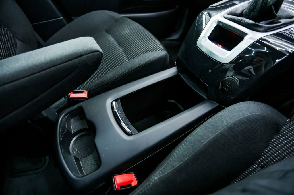 Peugeot 5008 1.6 E-hdi Active Egc  #54