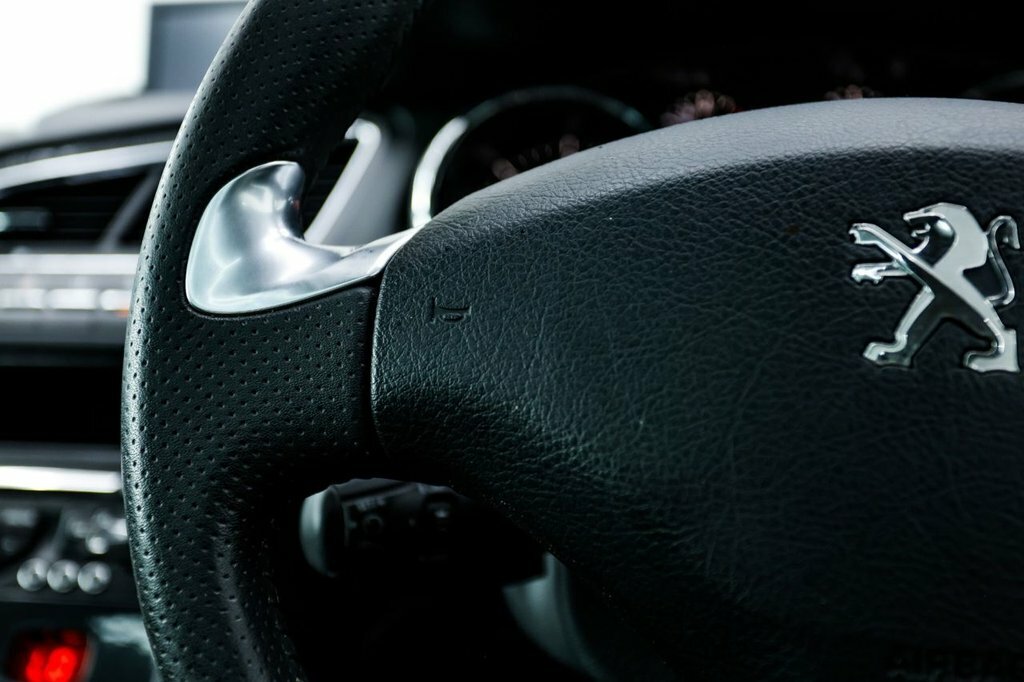 Peugeot 5008 1.6 E-hdi Active Egc  #38