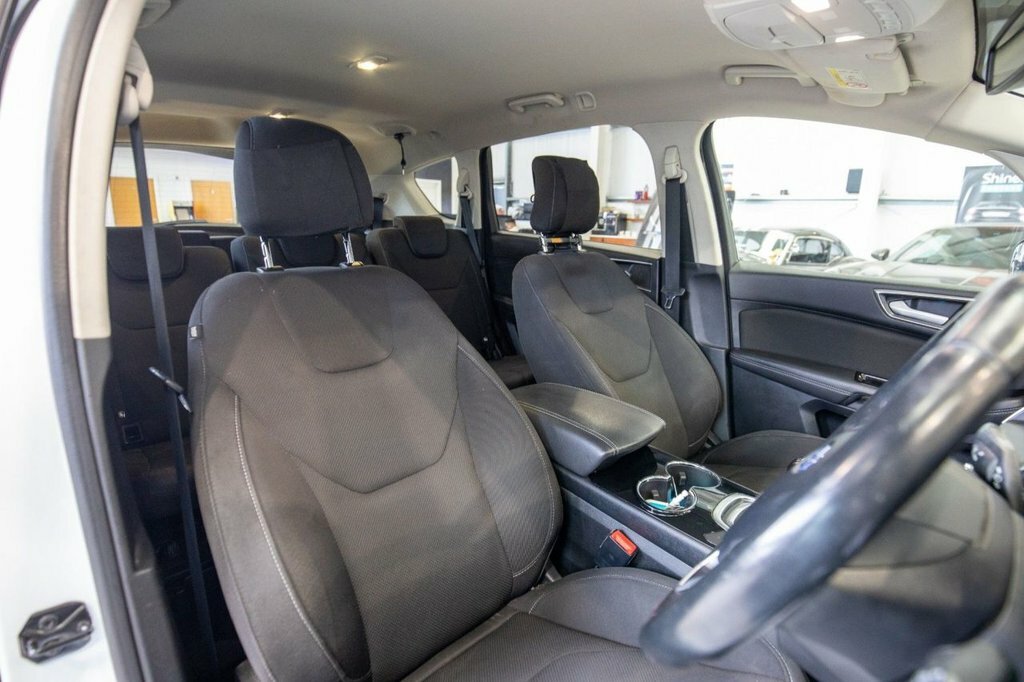 Ford S-Max 2L Titanium Sport White #2