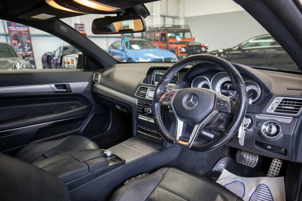Mercedes-Benz E Class 2.1L Amg Line GN15XBL Black #2