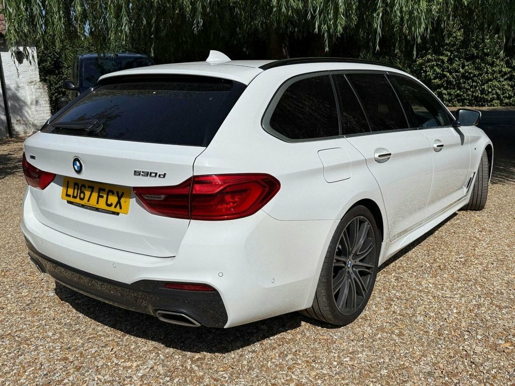 BMW 5 Series 3L M Sport White #3