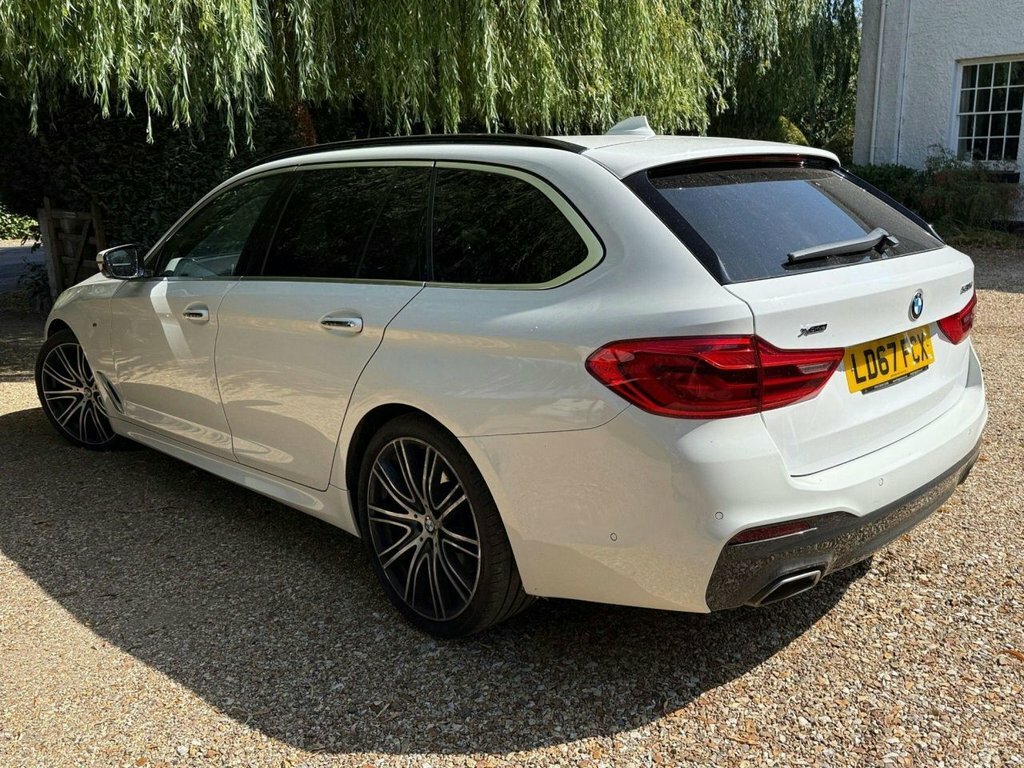 BMW 5 Series 3L M Sport White #4